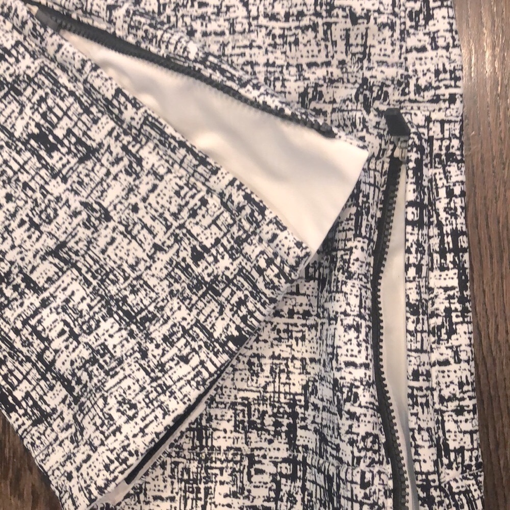 Obermeyer black and white printed bond ski pants size 10 - Picture 11 of 13
